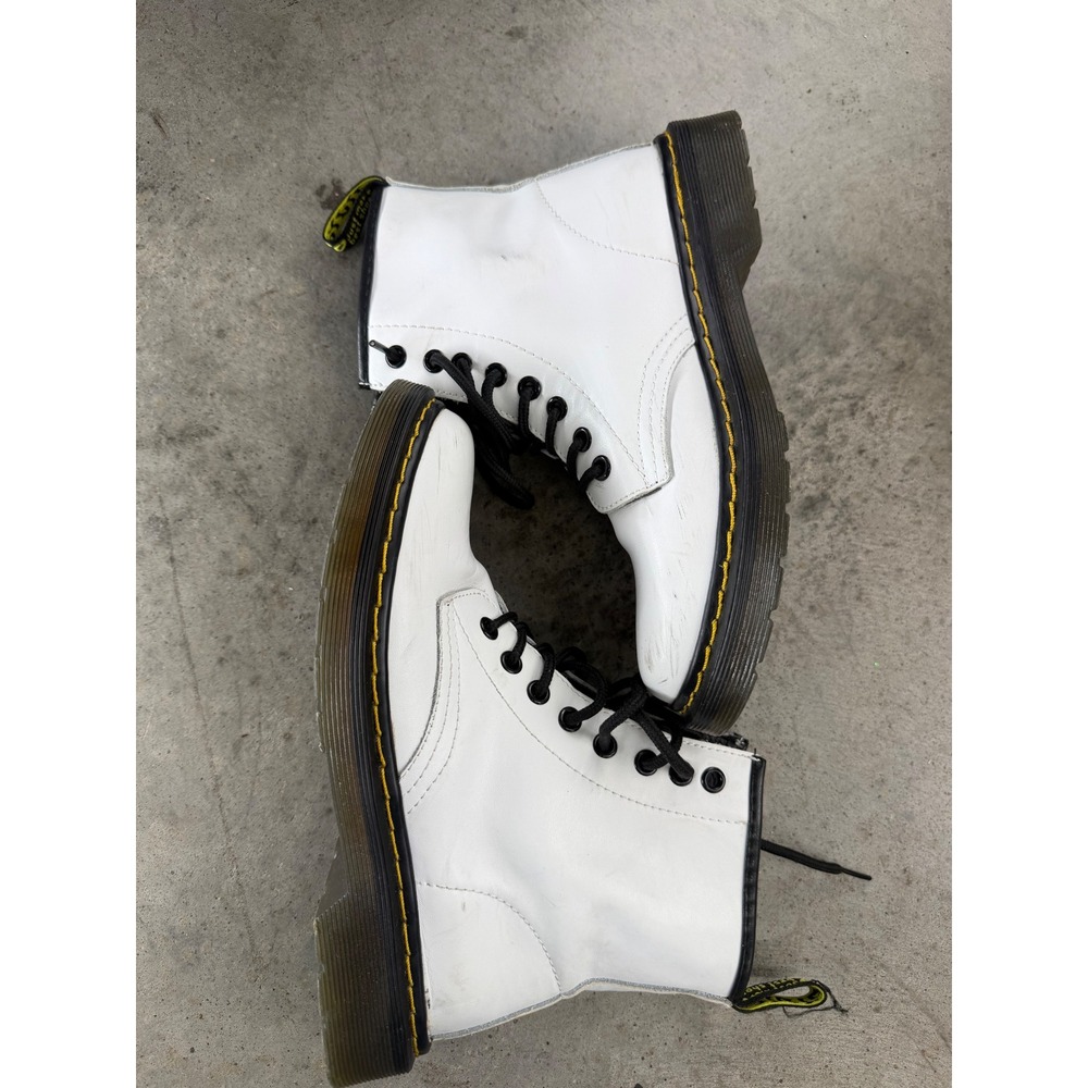 White Leather 8 Eye Combat Boots Chunky Ankle Boots Size 6 Dr. Marten Style - Picture 2 of 8